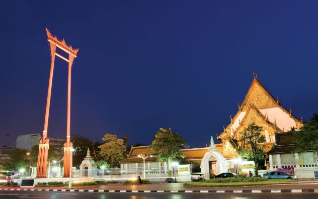 Sri Krungthep Hotel