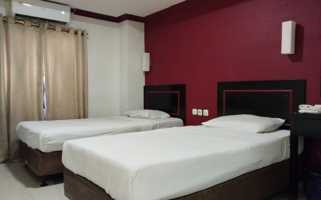 Metro Hotel Bekasi by Cocotel