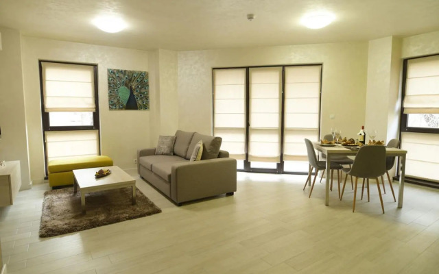 Noris Apart with Garage