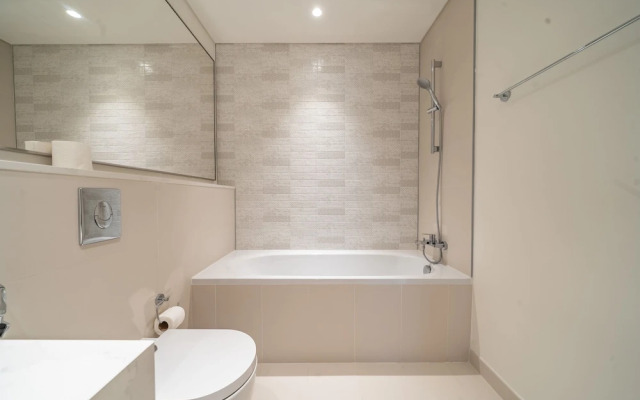 Dubai Harbour- Sunrise Bay 1 602