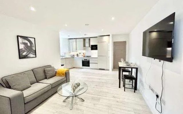 Queens Luxury Apartments