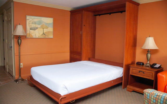 InnSeason Resorts HarborWalk