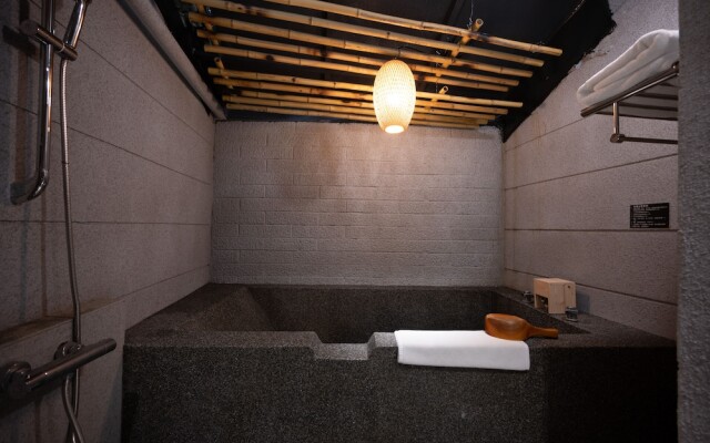 Yunoyado Onsen Hotspring Hotel Deyang