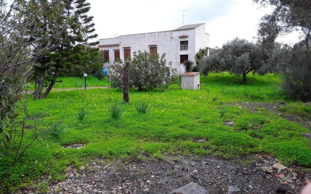 Villa With 4 Bedrooms in Perd'e Sali, With Enclosed Garden - 800 m Fro