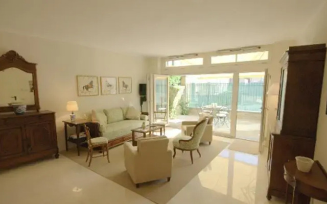 La Casina A
