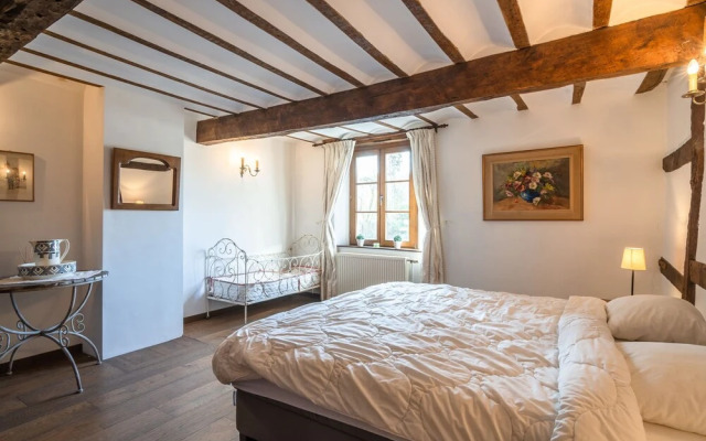 A Pleasant Village Cottage