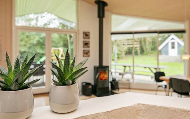 Enticing Holiday Home in Hals With Terrace