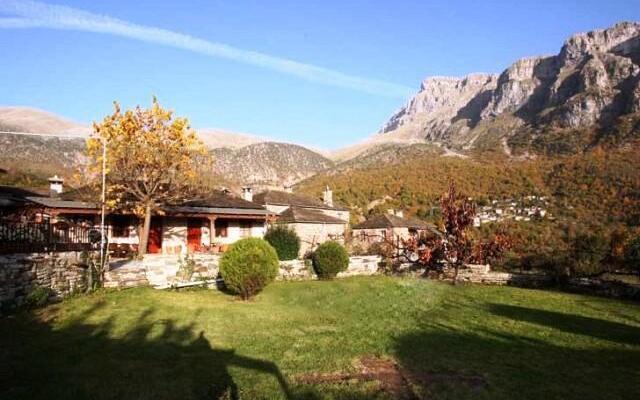 Astraka Guesthouse II
