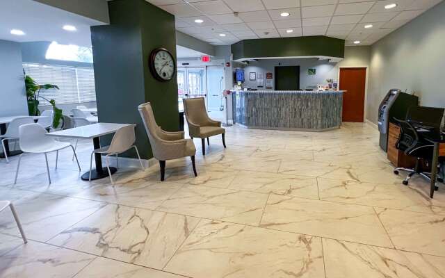 Quality Inn & Suites Lehigh Acres Fort Myers