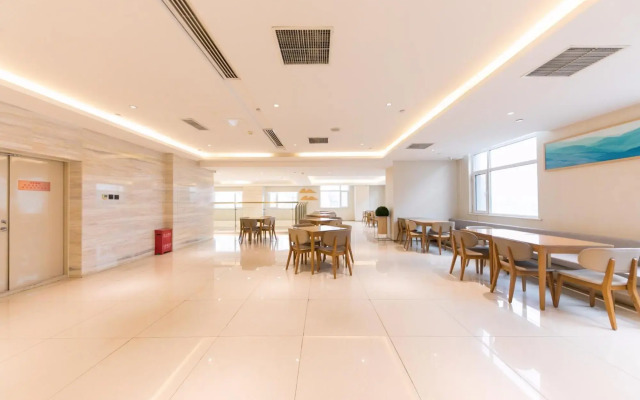 Ji Hotel Zhuozhou East Station
