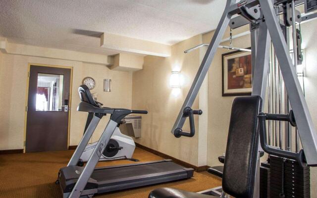 Quality Inn Aurora - Naperville Area