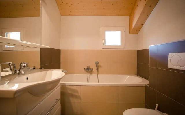 Modern Chalet With Sauna