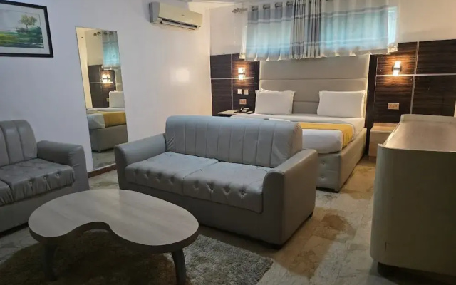 Flora Suites
