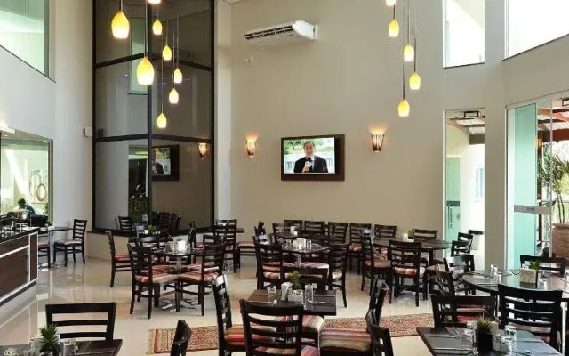 Hotel Matão Othon Suites