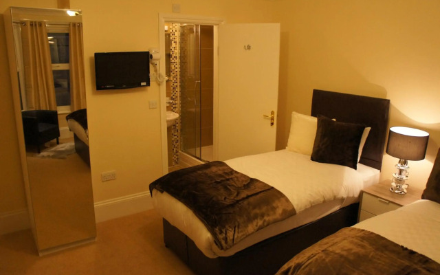 Sapphire Hotel