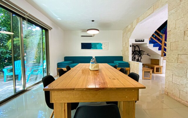 Villa Espacioyocte With Pool in Playa del Carmen for 16 People