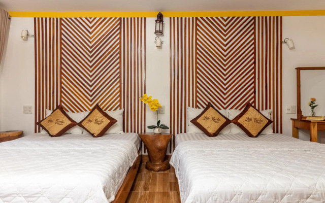 Little Garden Bungalow