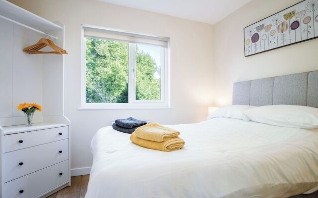 Skomer Lodge - 2 Bedroom Lodge - Manorbier