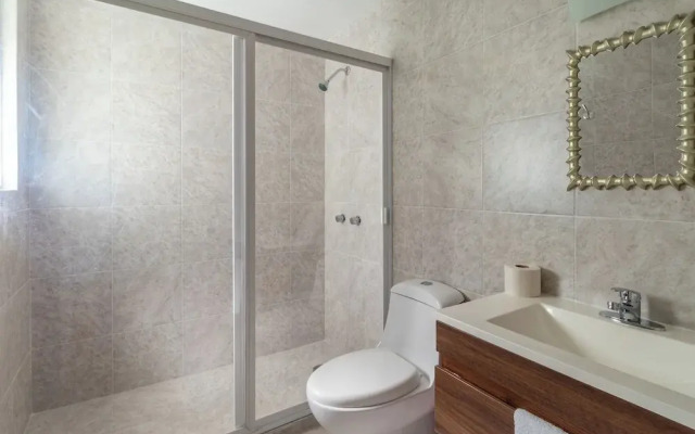 Penthouse Near Masaryk , Sleeps 16 , Pet Friendly