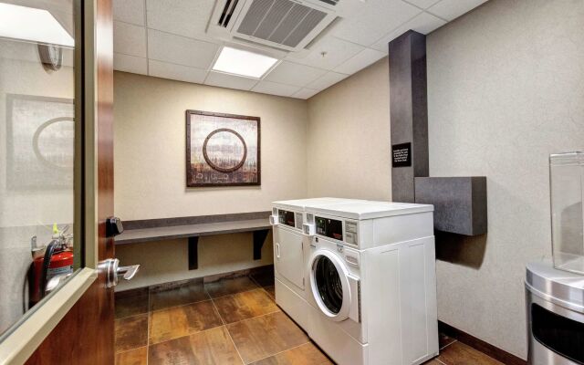 Hampton Inn Neptune/Wall