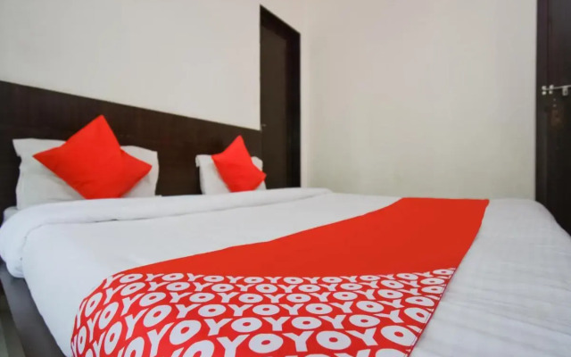 Oyo Flagship 76407 Hotel Sai Suman Palace
