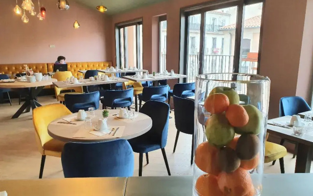 Grand Hôtel Dauphiné Toulon, Boutique Hôtel & Suites