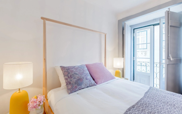 RomanticHome at Alfama's Heart