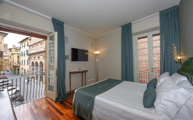 The Tuscanian Hotel