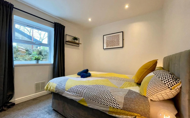 3 Person Apartment in City Centre