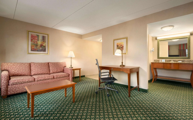 Hampton Inn & Suites Williamsburg-Central