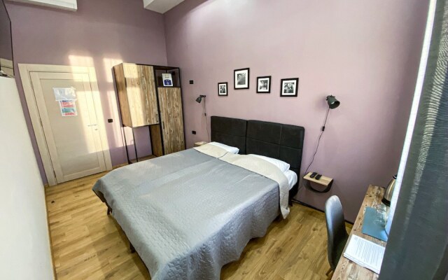 K43 Rooms and Apartments