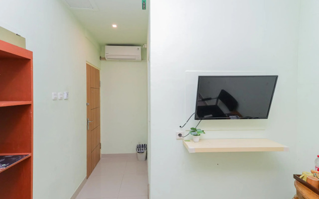 RedDoorz near Alun Alun Madiun