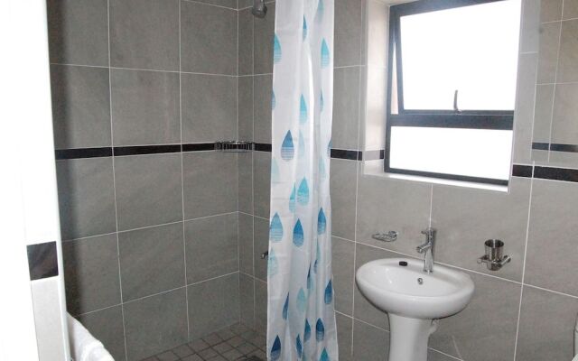 Camdene Guesthouse and sc apartments