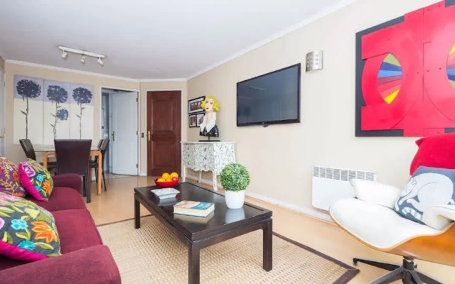 Carmencita St I Classic 1 Bedroom Apartment in El Golf