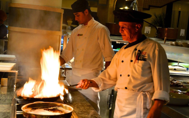 Royal Garden Palace (Families and Couples)