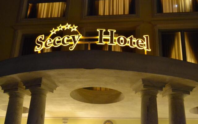 Hotel Seccy Boutique Art & Museum