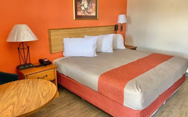 Scottish Inns and Suites - Bordentown