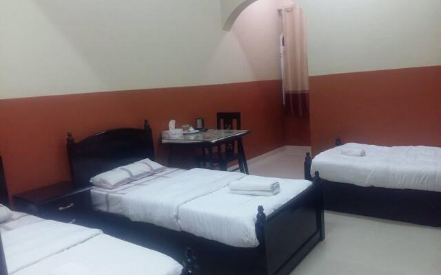 Five Continents Hotel