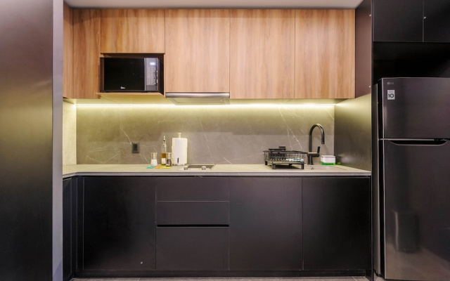 w Nest-style 1BR in Lively Tabacalera