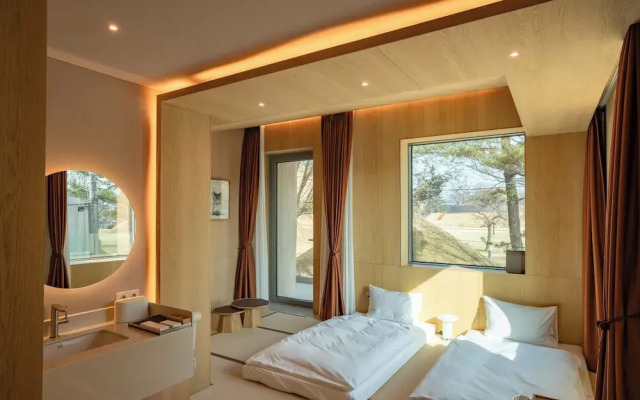 PBr7 Hotel Unusual Stay