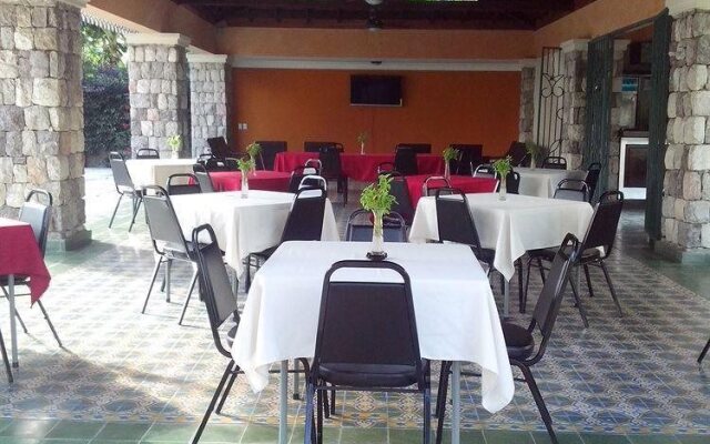 Hotel La Cretonne