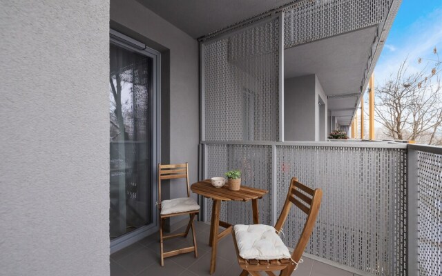 Prandoty Apartment by Renters Prestige