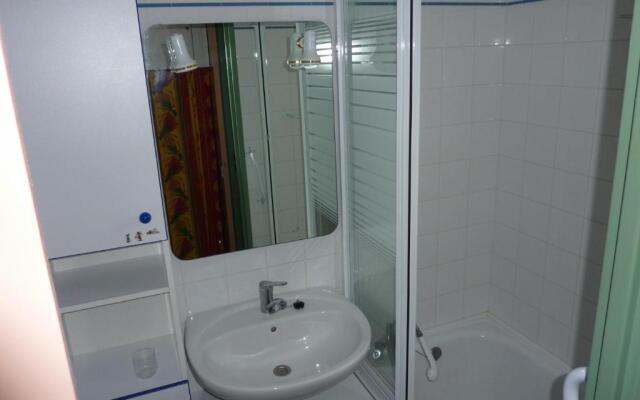 Jolie petite maison jumelée pour 4 pers. - 2070