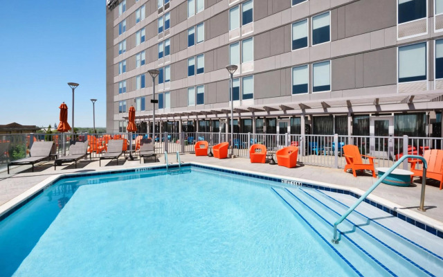 Aloft Greenville Downtown