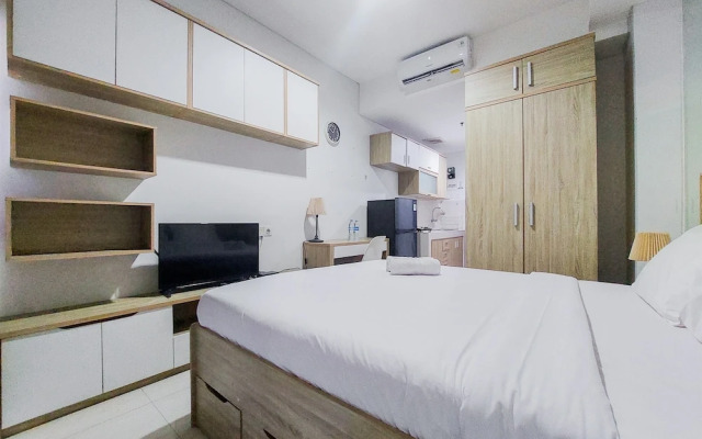 Best and Restful Studio Apartment Springwood Residence Tangerang