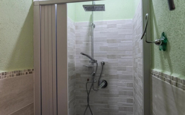 Viale Sardegna 100 Dx