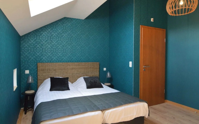 Gorgeous Holiday Home in Waimes With In-house Theatre & Pool