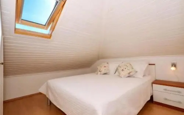 Apartments Mira
