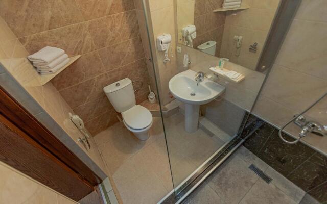 Pino Vere Palace Hotel