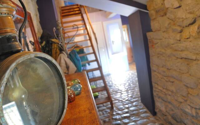 Pleasant Fermette with Outdoor Swimming Pool near Durbuy